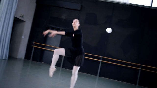 Video Reference: choreography, performing arts, joint, event, dancer, performance, performance art, ballet dancer, ballet master, modern dance, Person