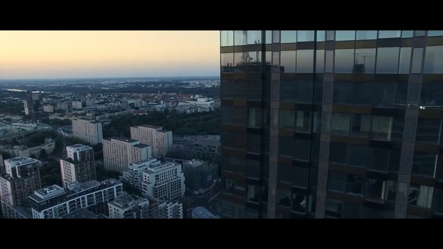 Video Reference: Metropolitan area, Urban area, Metropolis, Cityscape, City, Tower block, Skyscraper, Human settlement, Skyline, Architecture