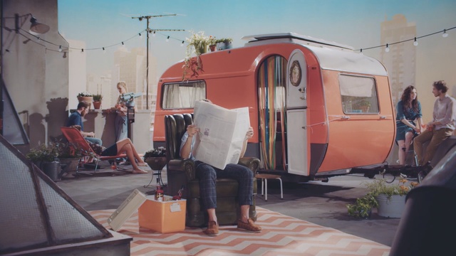 Video Reference: Travel trailer, Transport, Mode of transport, Vehicle, Trailer, Caravan, RV, Car, Person