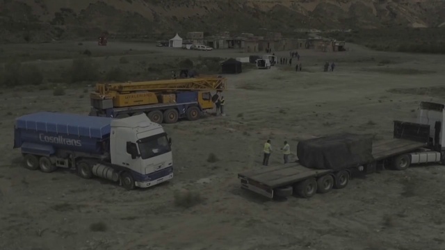 Video Reference: Vehicle, Pc game, Transport, Mode of transport, Soil, Truck, Sand, Screenshot, Landscape, Farm