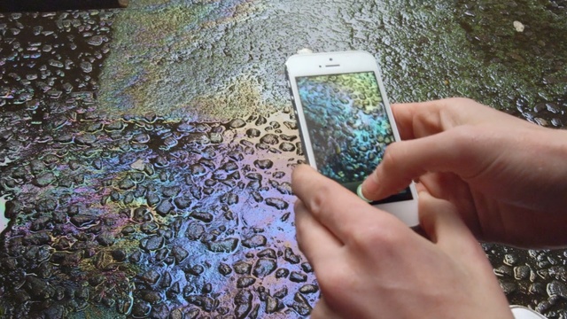 Video Reference: Gadget, Mobile phone, Finger, Portable communications device, Communication Device, Technology, Smartphone, Electronic device, Hand, Photography