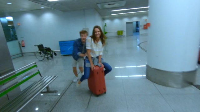 Video Reference: Flooring, Floor, Baggage, Cleanliness