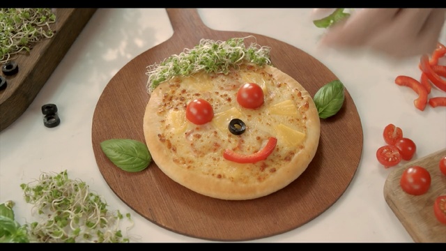 Video Reference: Dish, Food, Cuisine, Ingredient, Garnish, Produce, Recipe, Vegetarian food, Baked goods, Breakfast