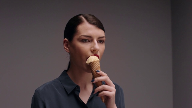 Video Reference: Microphone, Audio equipment, Lip, Chin, Singer, Mouth, Technology, Singing, Electronic device, Neck