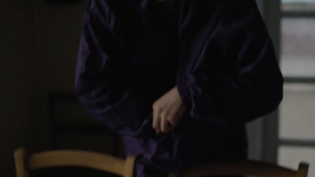 Video Reference: purple, arm, girl, darkness, audio