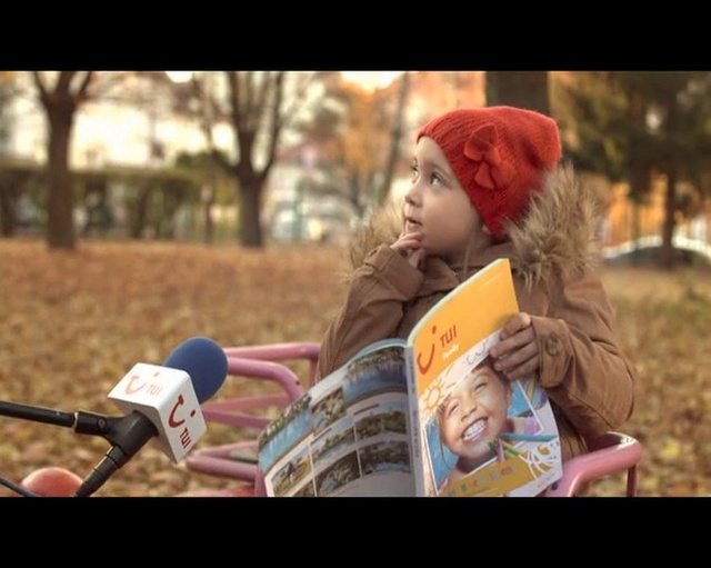 Video Reference: Nose, Snapshot, Sitting, Human, Child, Headgear, Photography, Happy, Smile, Street fashion