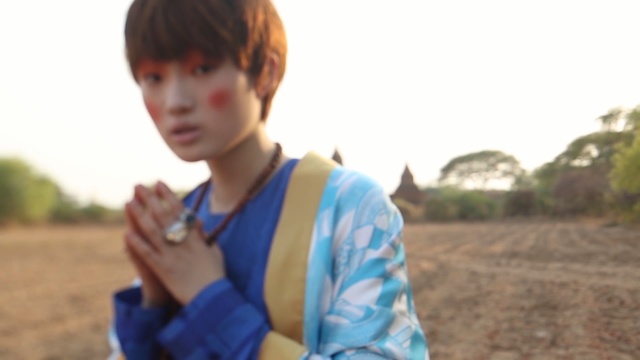 Video Reference: blue, boy, child, cool, girl, fun, toddler