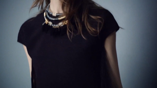 Video Reference: Hair, Black, Clothing, Neck, Shoulder, Beauty, T-shirt, Necklace, Fashion, Blond