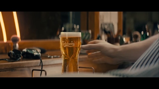 Video Reference: Beer glass, Drink, Beer, Alcoholic beverage, Drinkware, Alcohol, Stemware, Champagne stemware, Wine glass, Distilled beverage