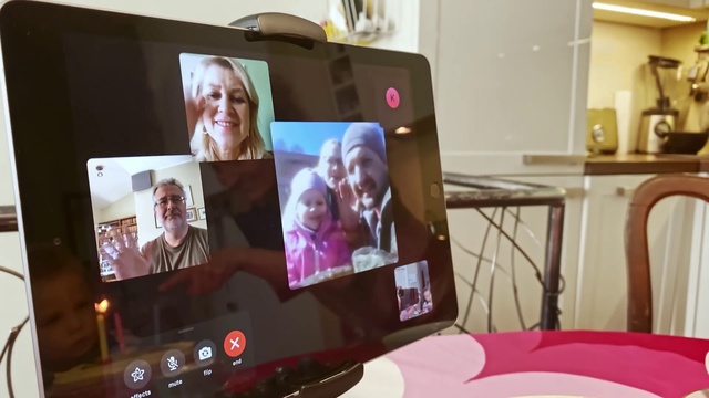 Video Reference: Smile, Output device, Purple, Communication Device, Television set, Gadget, Tablet computer, Flat panel display, Pink, Computer
