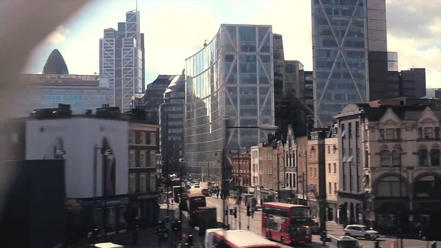Video Reference: Metropolitan area, Metropolis, City, Urban area, Cityscape, Skyscraper, Human settlement, Building, Downtown, Skyline