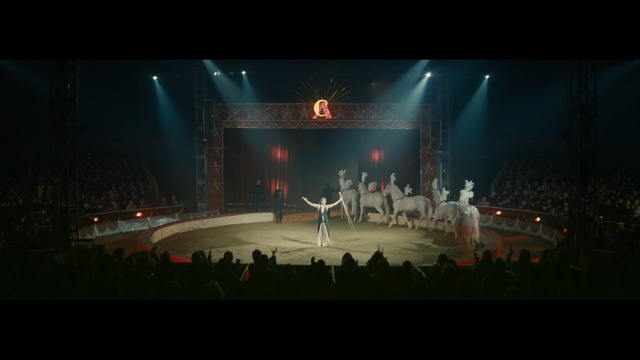 Video Reference: Performance, Entertainment, Stage, Performing arts, Public event, Event, Music venue, Performance art, Theatrical scenery, Scene