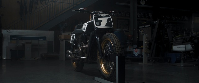 Video Reference: Land vehicle, Vehicle, Tire, Automotive tire, Motor vehicle, Wheel, Spoke, Car, Rim, Automotive design