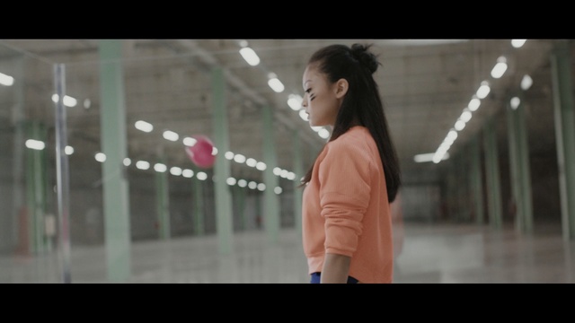 Video Reference: adult, person, people, woman, attractive, happy, portrait, girl