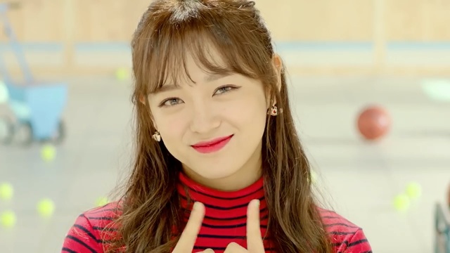 Video Reference: skin, facial expression, beauty, girl, hairstyle, lady, snapshot, smile, cheek, long hair, Person