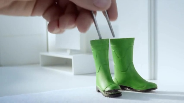 Video Reference: Footwear, Green, Shoe, High heels, Boot, Rain boot