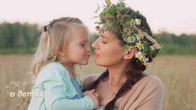 Video Reference: Photograph, Flower Arranging, Interaction, Forehead, Floral design, Fun, Headpiece, Child, Hair accessory, Happy