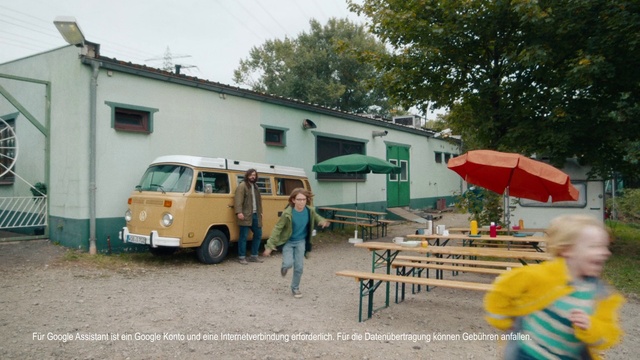 Video Reference: Motor vehicle, Mode of transport, Transport, Vehicle, Car, Commercial vehicle, Van, RV, Light commercial vehicle, Minivan