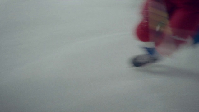 Video Reference: Red, Geological phenomenon, Winter, Snow, Footwear, Fun, Recreation, Ice skating, Freezing, Skating