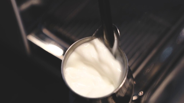 Video Reference: Food, Yogurt, Ingredient, Recipe, Cuisine, Béchamel sauce, Dish, Cream, Plain fat-free yogurt, Dairy