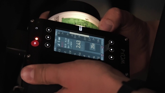 Video Reference: Electronics, Audio equipment, Electronic device, Gadget, Technology, Display device, Finger, Hand, Multimedia, Portable communications device