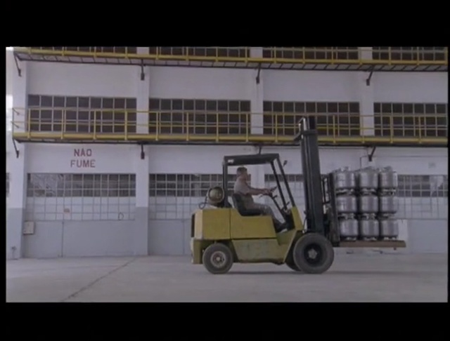 Video Reference: motor vehicle, forklift truck, mode of transport, transport, structure, commercial vehicle, product, vehicle, light commercial vehicle, machine