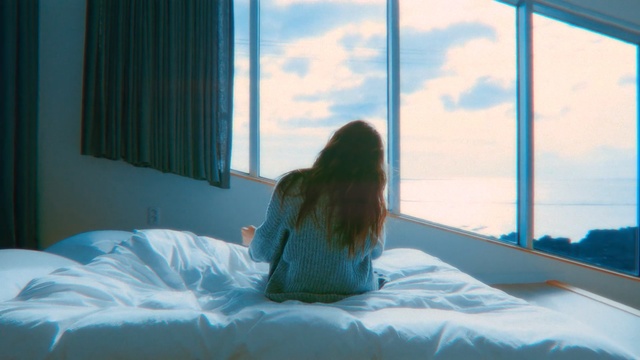 Video Reference: blue, room, sky, girl, beauty, light, snapshot, photography, water, daytime, Person