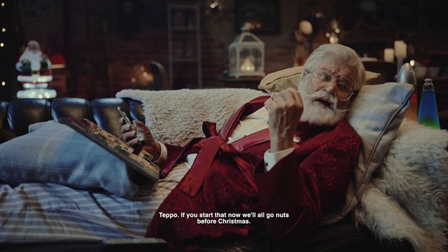 Video Reference: Fictional character, Photo caption, Santa claus, Screenshot, Beard, Christmas, Christmas eve