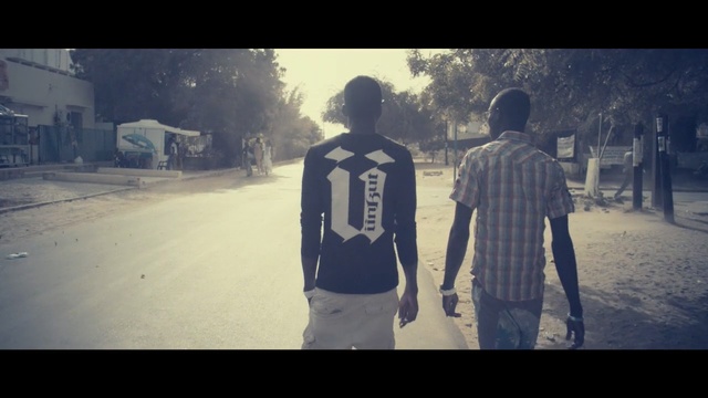 Video Reference: Photograph, Sky, Atmospheric phenomenon, Snapshot, Cool, Friendship, Photography, Human, Fun, Tree, Person