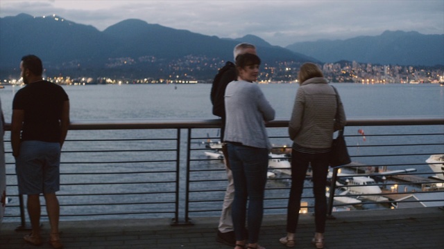 Video Reference: Sky, Horizon, Tourism, Vacation, Travel, Sea, Evening, Ocean, Leisure, Photography