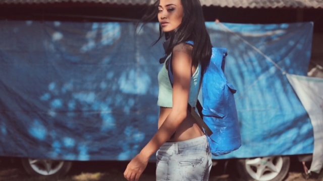 Video Reference: Beauty, Lady, Model, Fashion, Photo shoot, Cool, Black hair, Jeans, Photography, Muscle