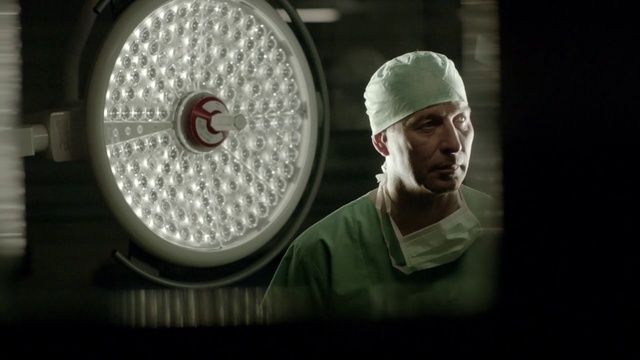 Video Reference: Circle, Automotive design, Photography, Automotive lighting, Facial hair