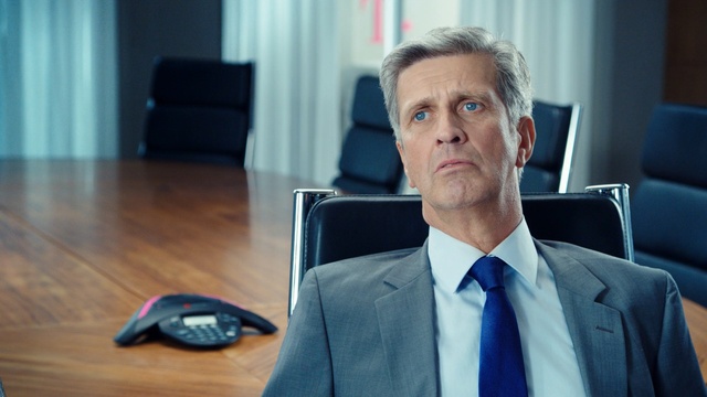Video Reference: White-collar worker, Businessperson, Job, Suit, Electronic device, Official, Gentleman, Person