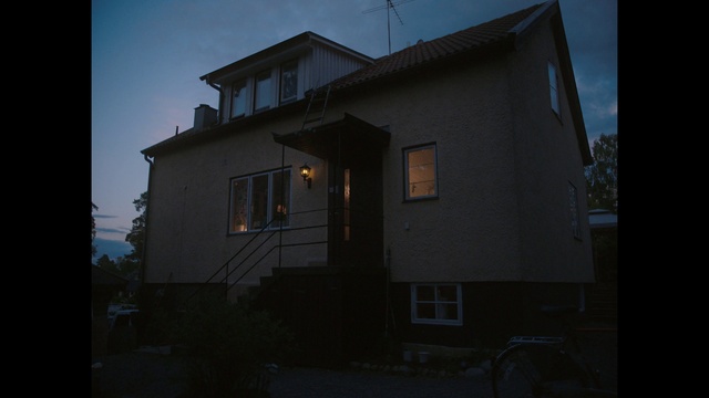 Video Reference: House, Home, Sky, Property, Light, Architecture, Siding, Building, Residential area, Night