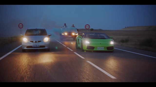 Video Reference: Land vehicle, Vehicle, Car, Supercar, Automotive design, Performance car, Mode of transport, Sports car, Luxury vehicle, Lamborghini