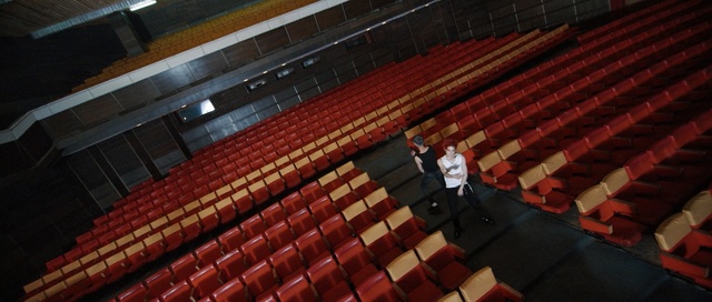 Video Reference: auditorium, theatre, performing arts center, theatre, concert hall, musical instrument accessory, orchestra pit, opera house, arena