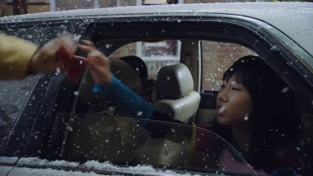 Video Reference: Vehicle door, Windshield, Glass, Automotive window part, Window, Rain, Vehicle, Car, Driving, Auto part