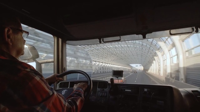 Video Reference: Mode of transport, Vehicle, Driving, Luxury vehicle, Car, Windshield, Automotive window part