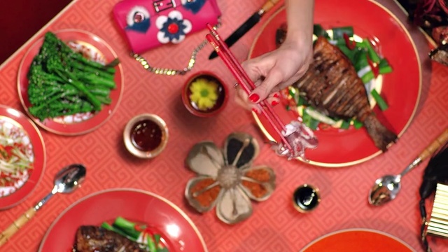 Video Reference: food, meal, dish, cuisine, appetizer, lunch, recipe, garnish, asian food, brunch