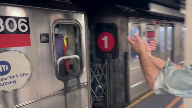 Video Reference: Transport, Public transport, Metro, Train, Payphone, Rolling stock, Vehicle