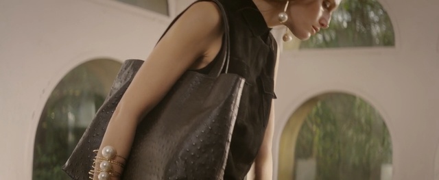 Video Reference: girl, black hair, long hair, neck