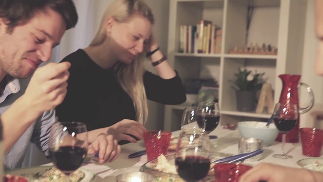 Video Reference: Alcohol, Meal, Material property, Glass, Dinner, Wine glass, Stemware, Supper, Restaurant, Red wine