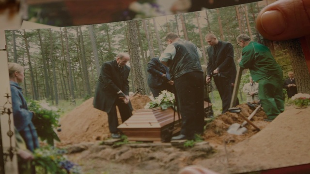 Video Reference: Adaptation, Soil, Army men