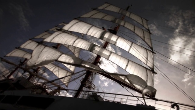 Video Reference: Clipper, Tall ship, Sailing ship, Sail, Architecture, Vehicle, Ship, Boat, Full-rigged ship, Watercraft