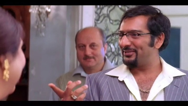 Video Reference: Forehead, Nose, Glasses, Eyebrow, Vision care, Mouth, Muscle, Ear, Jaw, Gesture