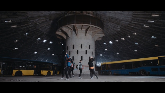 Video Reference: structure, architecture, atmosphere, sky, darkness, night, tourist attraction, building, space, screenshot, Person
