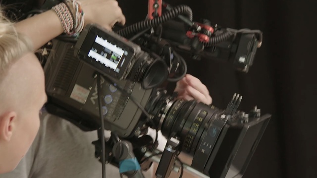 Video Reference: Camera, Cameras & optics, Camera accessory, Single-lens reflex camera, Reflex camera, Camera operator, Filmmaking, Digital SLR, Camera lens, Videographer