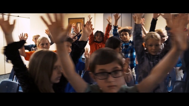 Video Reference: crowd, social group, audience, youth, fun, girl, event, product, Person