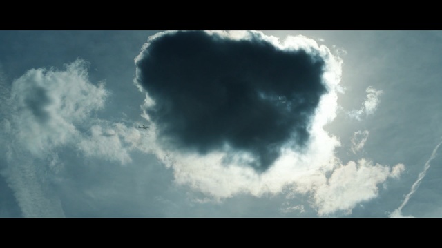 Video Reference: cloud, sky, cumulus, atmosphere, daytime, meteorological phenomenon, computer wallpaper, darkness, storm, smoke