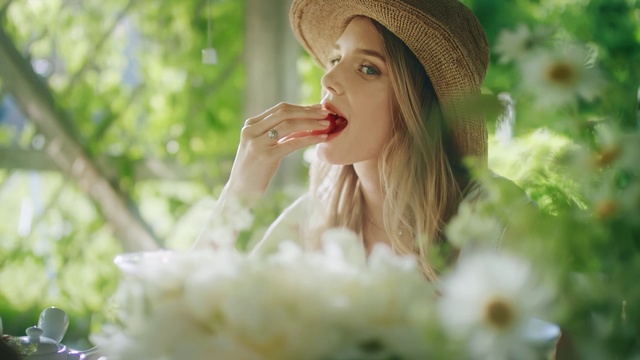 Video Reference: Nature, Beauty, Skin, Lip, Nose, Blond, Spring, Grass, Eye, Photography